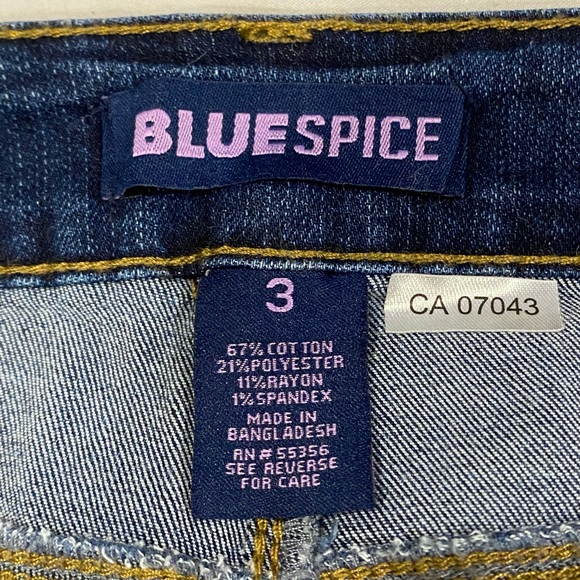 Bluespice High-Waisted Petite Skinny Jeans - Picture 4 of 5